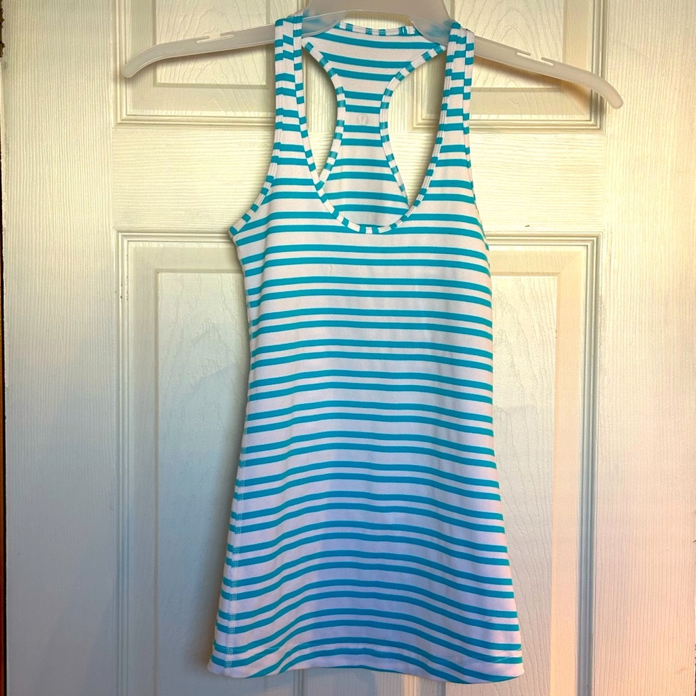 FREE W/ purchase $15 + . Halter racerback Lulu tank. No size dot/tag. Size 0-2